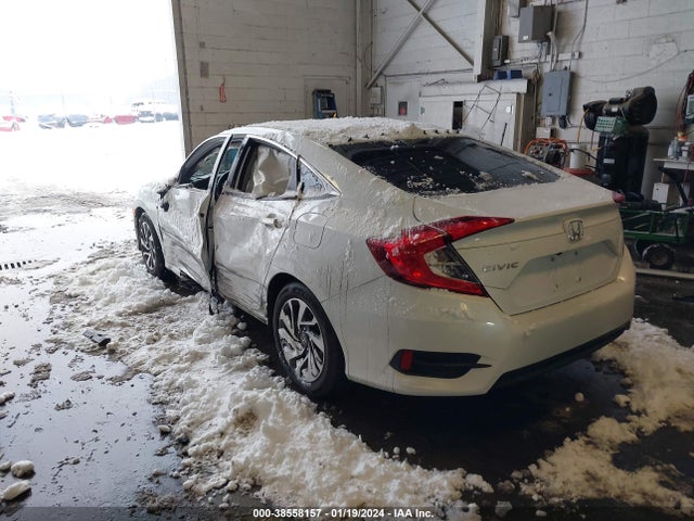 Honda CIVIC EX 2018 2HGFC2F78JH528434 Image 3