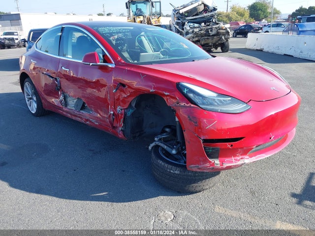 2018 TESLA MODEL 3 5YJ3E1EA6JF011027 Photo 0