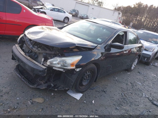 Nissan Altima 2.5 S 2015 1N4AL3AP9FC146497 Image 2