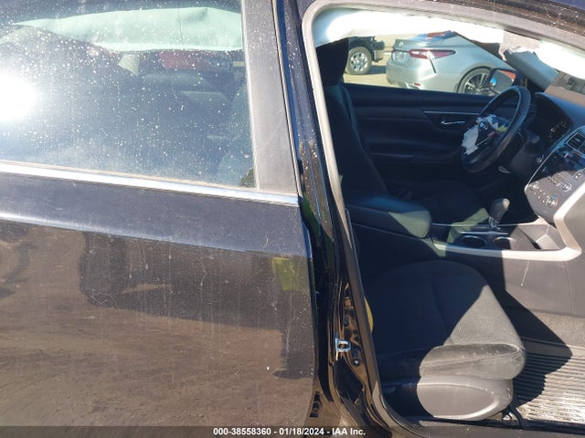 Nissan Altima 2.5 S 2015 1N4AL3AP3FN868570 Image 5