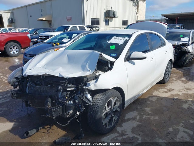 KIA Forte Lxs 2021 3KPF24AD0ME334085 Image 2