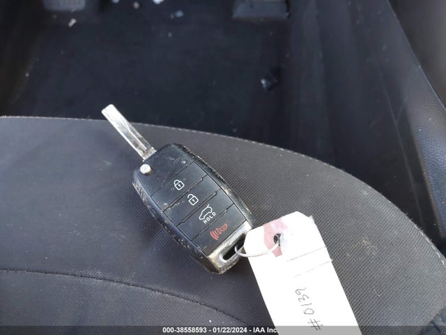 2015 KIA SOUL VIN: KNDJN2A21F7231961
