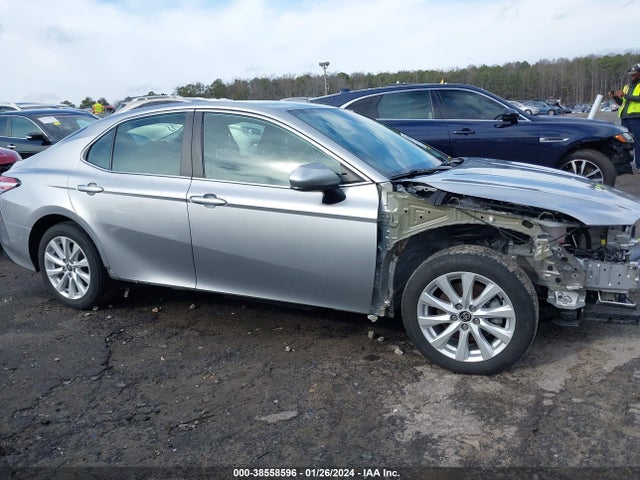 Toyota CAMRY LE 2020 4T1C11AK9LU969613 Image 14