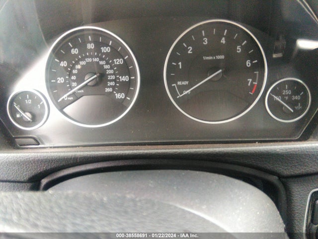 WBA8A3C53JA499717 BMW 320i Xdrive