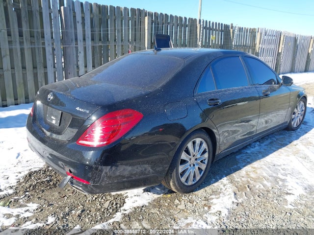 WDDUG8FB6FA179416 Mercedes-Benz S 550 4matic