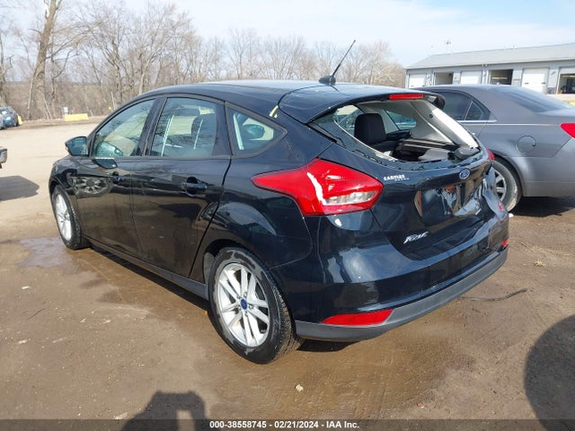 Ford FOCUS SE 2016 1FADP3K20GL219973 Image 3