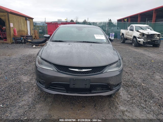 1C3CCCDGXFN618083 Chrysler 200 S