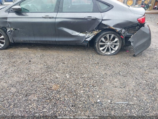Chrysler 200 S 2015 1C3CCCDGXFN618083 Image 6