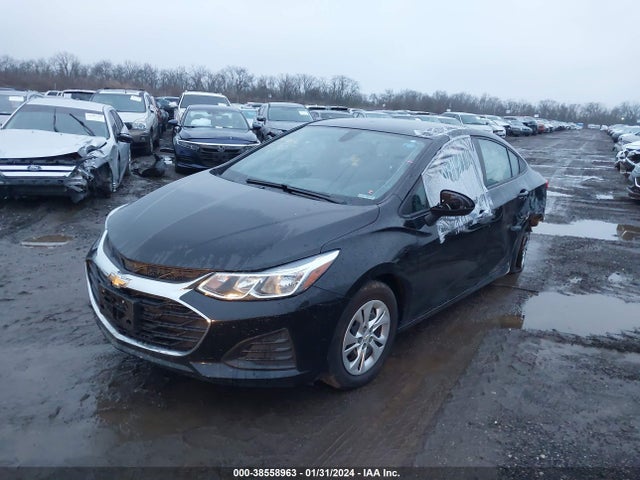 Chevrolet CRUZE LS 2019 1G1BC5SM2K7148490 Image 2