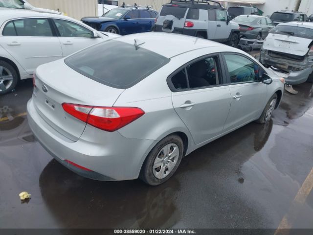 KNAFK4A61E5210452 KIA FORTE LX