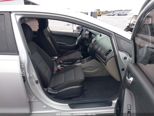 2015 KIA FORTE LX VIN: KNAFK4A66F5413032