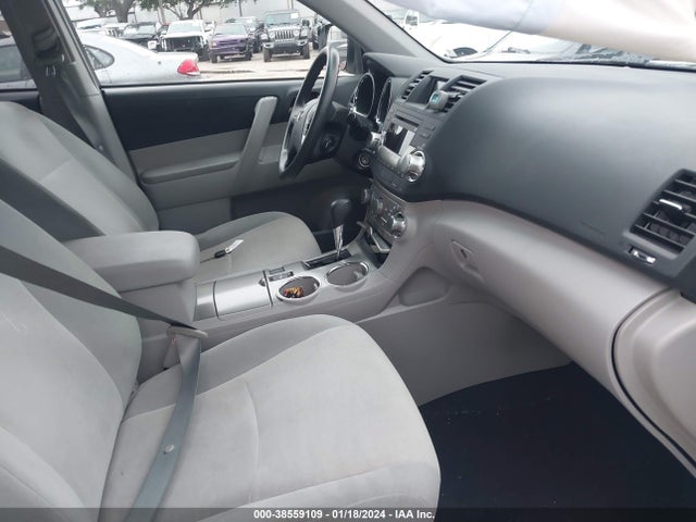 2012 TOYOTA HIGHLANDER BASE V6 VIN: 5TDZK3EH8CS070591