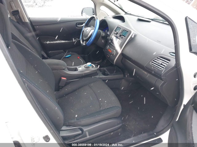 Nissan LEAF S 2014 1N4AZ0CP4EC337690 Image 5