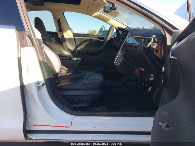 5YJSA1H15EFP36840 Tesla Model S P85