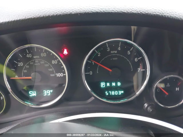 1C4BJWEG6HL721352 Jeep Wrangler Unlimited Sahara 4x4