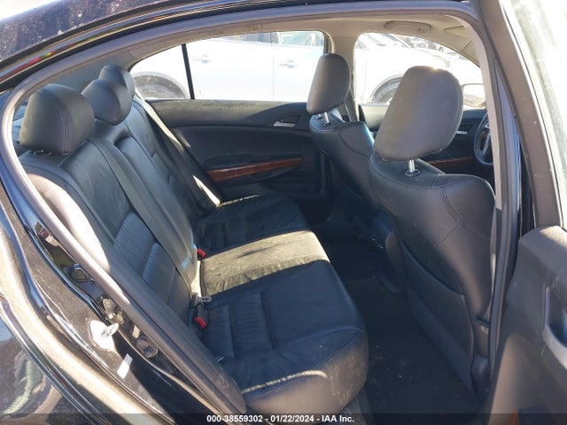 2011 HONDA ACCORD 2.4 EX-L VIN: 1HGCP2F80BA124415