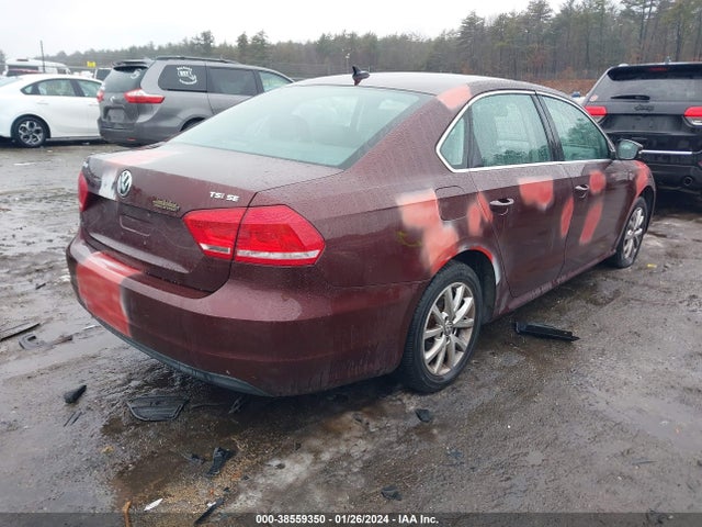 1VWBT7A31EC078033 Volkswagen Passat 1.8t Se