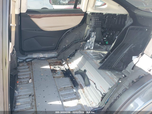 Tesla Model X 60d/p100d/p90d 2016 5YJXCAE45GFS00861 Image 8