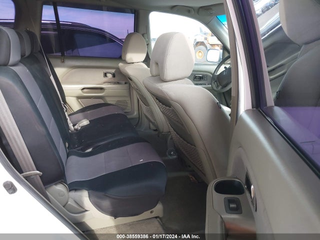 2006 HONDA PILOT EX VIN: 2HKYF18476H537734