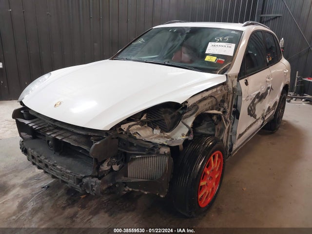 2016 PORSCHE CAYENNE WP1AB2A20GLA93863 Photo 1