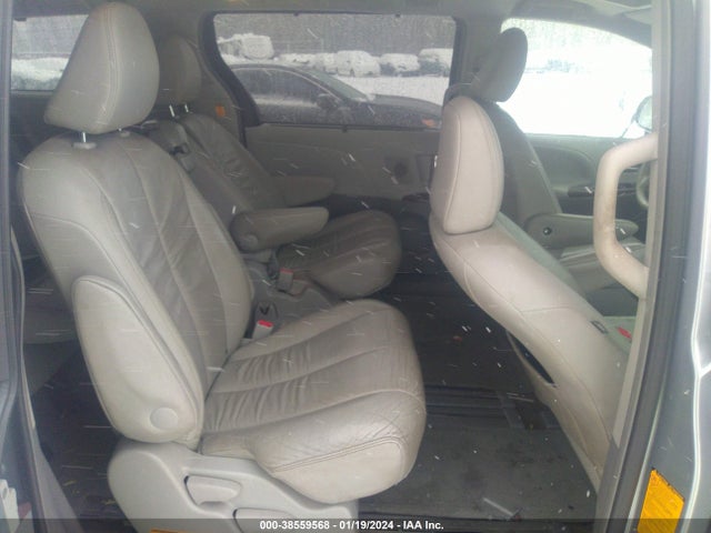 2012 TOYOTA SIENNA XLE V6 8 PASSENGER VIN: 5TDYK3DC7CS193090