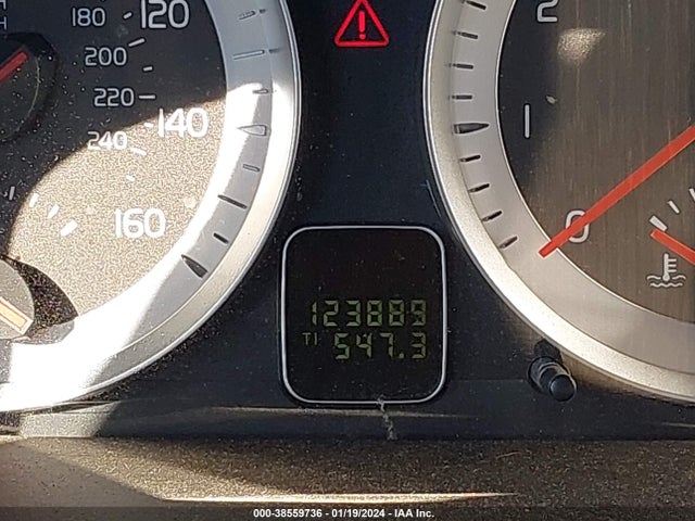 2013 VOLVO C70 T5/T5 PLATINUM/T5 PREMIER PLUS VIN: YV1672MC6DJ140201