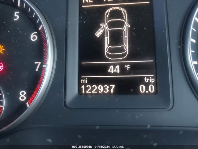 2013 VOLKSWAGEN JETTA GLI AUTOBAHN VIN: 3VW467AJ8DM247296