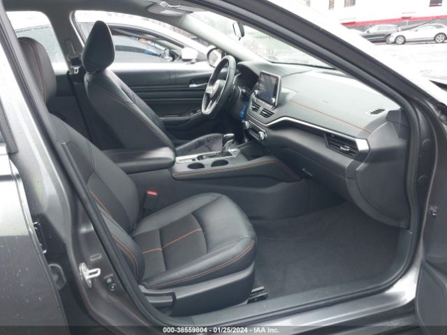 1N4BL4CW1NN382191 Nissan Altima Sr Intelligent Awd