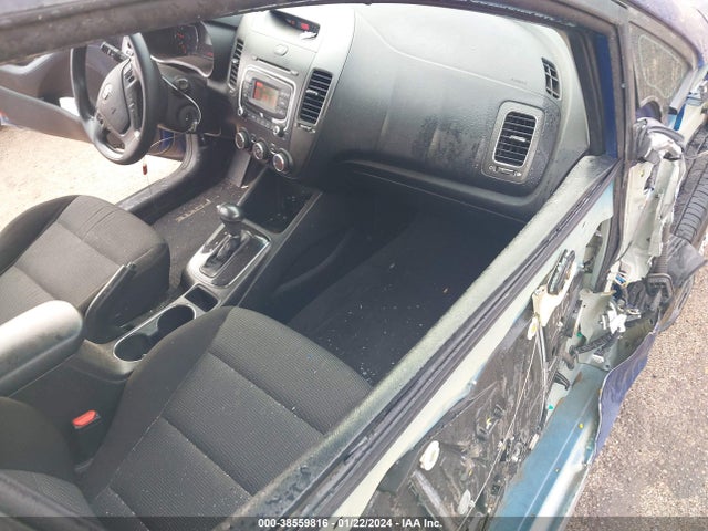 KIA FORTE LX 2017 3KPFK4A73HE123141 Image 5