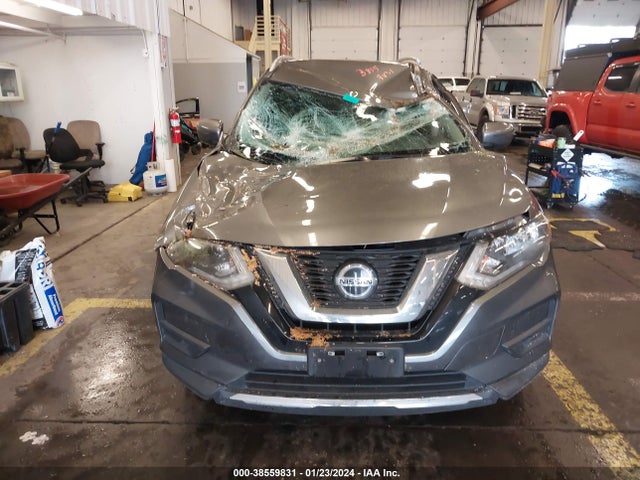 Nissan ROGUE SV 2018 5N1AT2MV3JC701656 Image 12