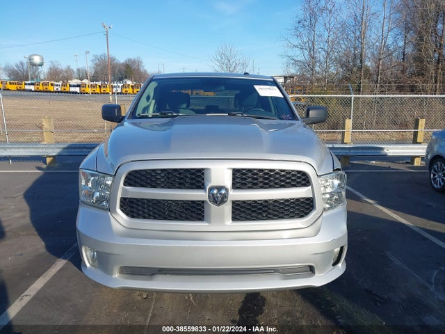 RAM 1500 Express  4x2 5'7 Box 2018 3C6RR6KG3JG194862 Image 13