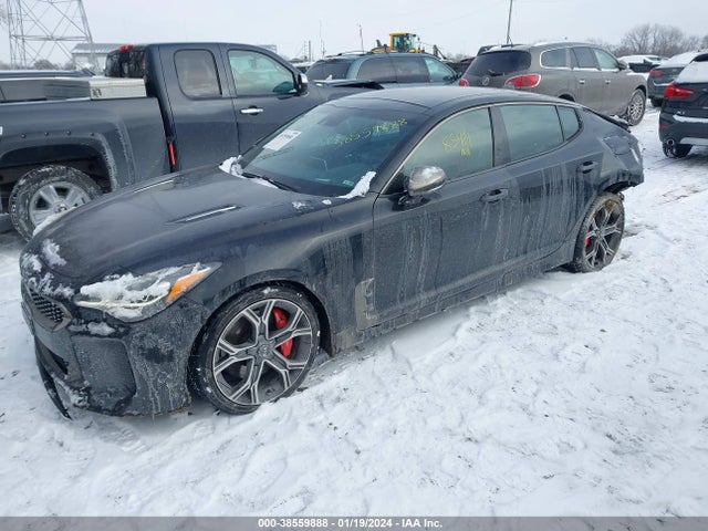 KIA Stinger Gt2 2018 KNAE55LC1J6014155 Image 2