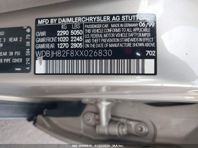 38559918 :رقم المزاد ، WDBJH82F8XX026830 vin ، 1999 Mercedes-benz E 320 Awd مزاد بيع