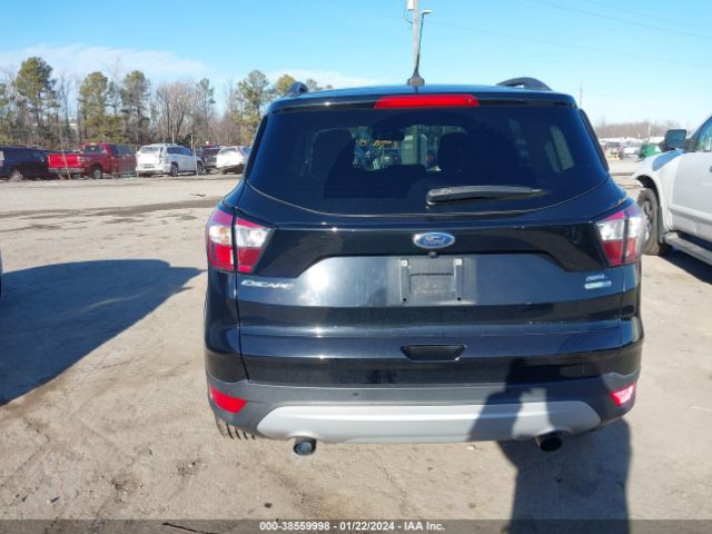 1FMCU9HD2JUC55641 Ford ESCAPE SEL