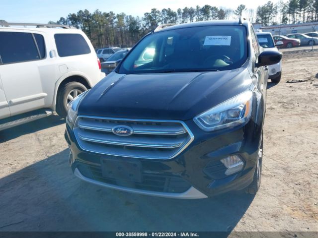1FMCU9HD2JUC55641 Ford ESCAPE SEL