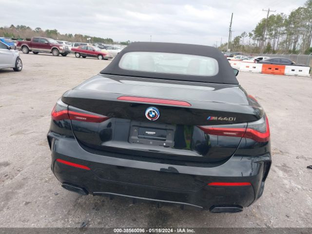 WBA53AT09PCL21409 BMW M440I