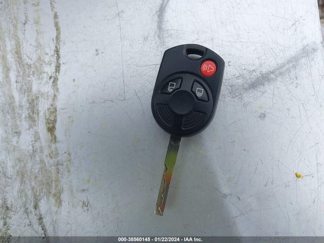 1FMCU9G96GUB25285 Ford ESCAPE SE