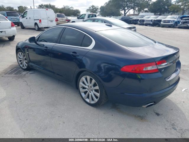 2011 JAGUAR XF SAJWA0GB6BLR95241 Photo 2