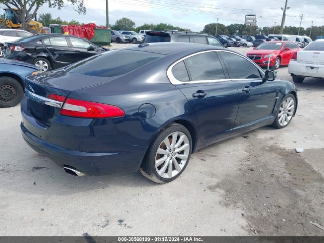 2011 JAGUAR XF SAJWA0GB6BLR95241 Photo 3