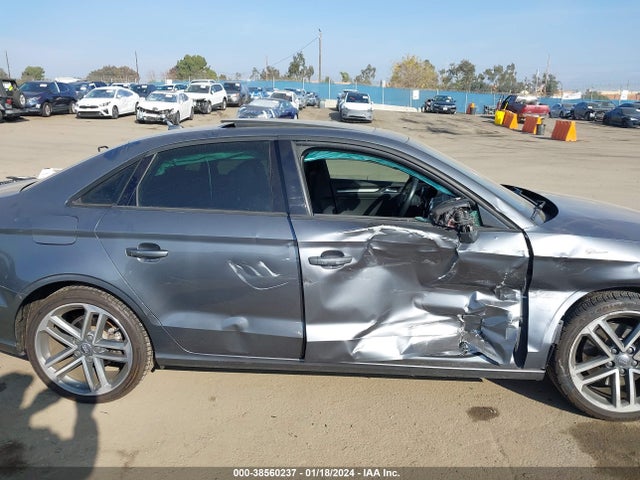 Audi A3 2.0t Premium/2.0t Tech Premium 2018 WAUAUGFF9J1049722 Image 13