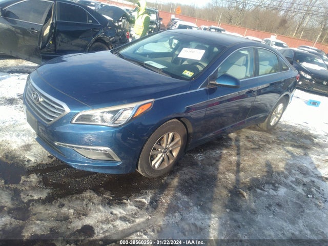 Hyundai SONATA SE 2015 5NPE24AF1FH183057 Image 2