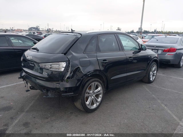WA1BCCFS6JR014826 Audi Q3 2.0t Premium/2.0t Sport Premium
