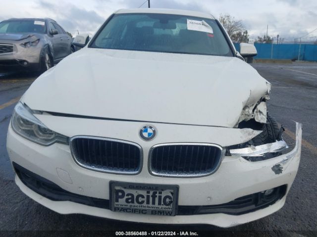WBA8A9C58JAH13526 BMW 320i