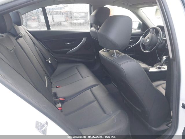 WBA8A9C58JAH13526 BMW 320i
