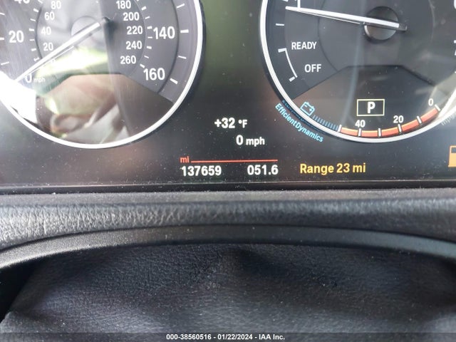 BMW 330i Xdrive 2017 WBA8D9G56HNU58876 Image 15
