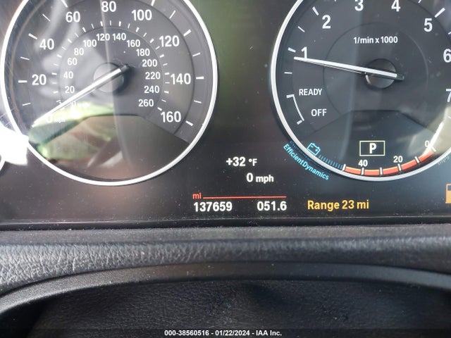 BMW 330i Xdrive 2017 WBA8D9G56HNU58876 Image 7