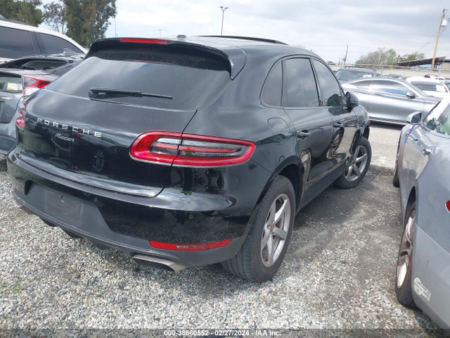 2018 PORSCHE MACAN WP1AA2A50JLB13937 Photo 3