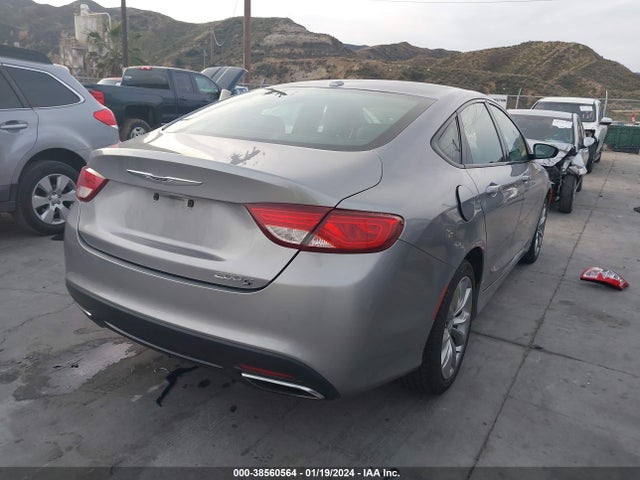 Chrysler 200 S 2015 1C3CCCBB2FN731467 Image 4