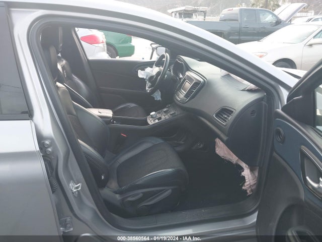 Chrysler 200 S 2015 1C3CCCBB2FN731467 Image 5