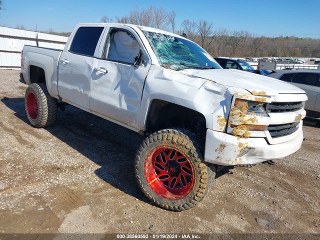 Chevrolet Silverado 1500 2lt 2018 3GCUKREC0JG482498 головне зображення